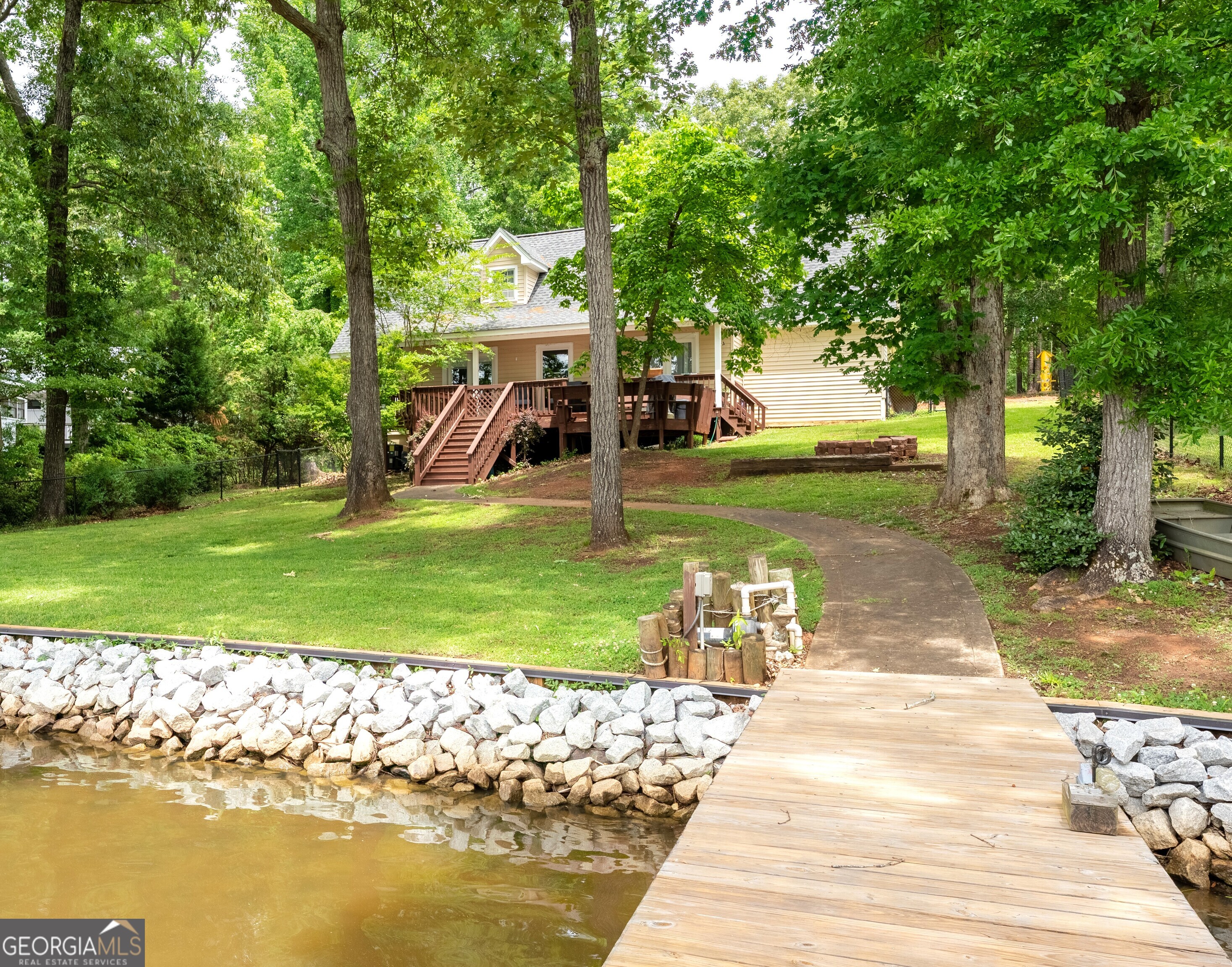 142 Tanglewood CT
