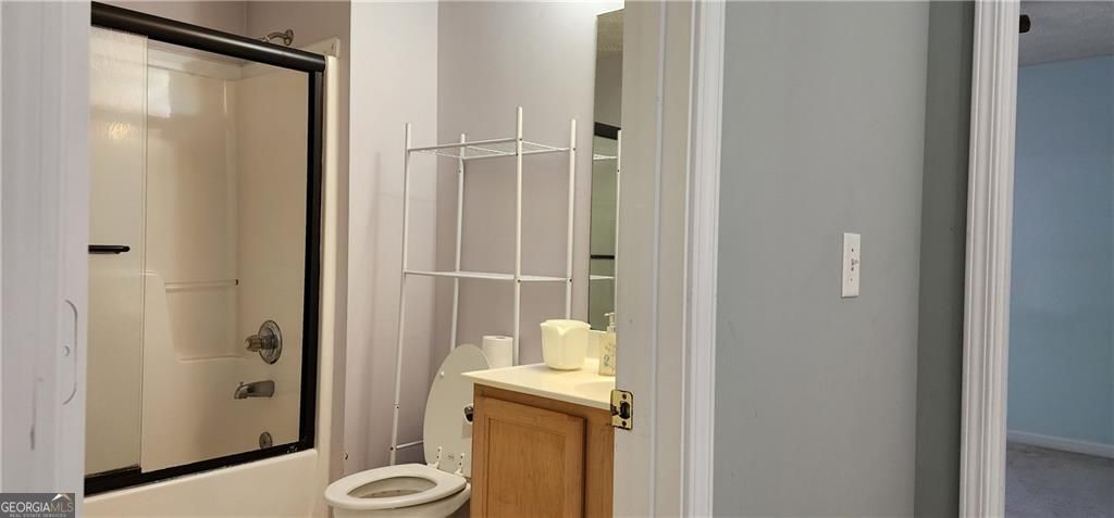 Lawrenceville, Georgia 30044, United States, 4 Bedrooms Bedrooms, ,3 BathroomsBathrooms,Residential,Active,242789