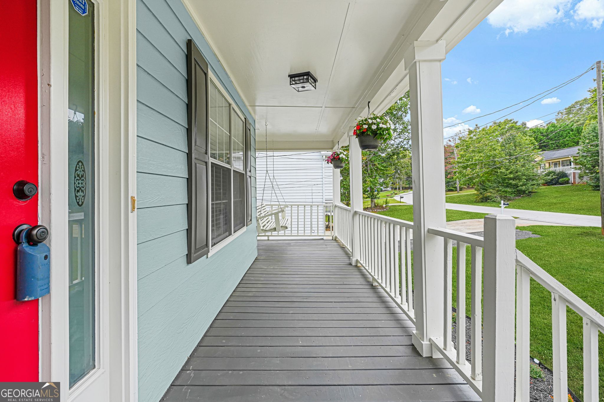 80 Lakefront DR