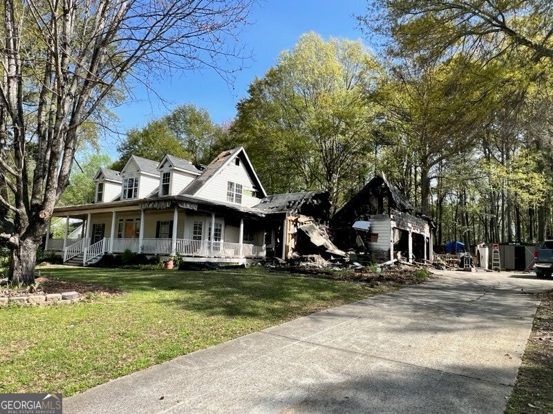 180 Sweetwater DR