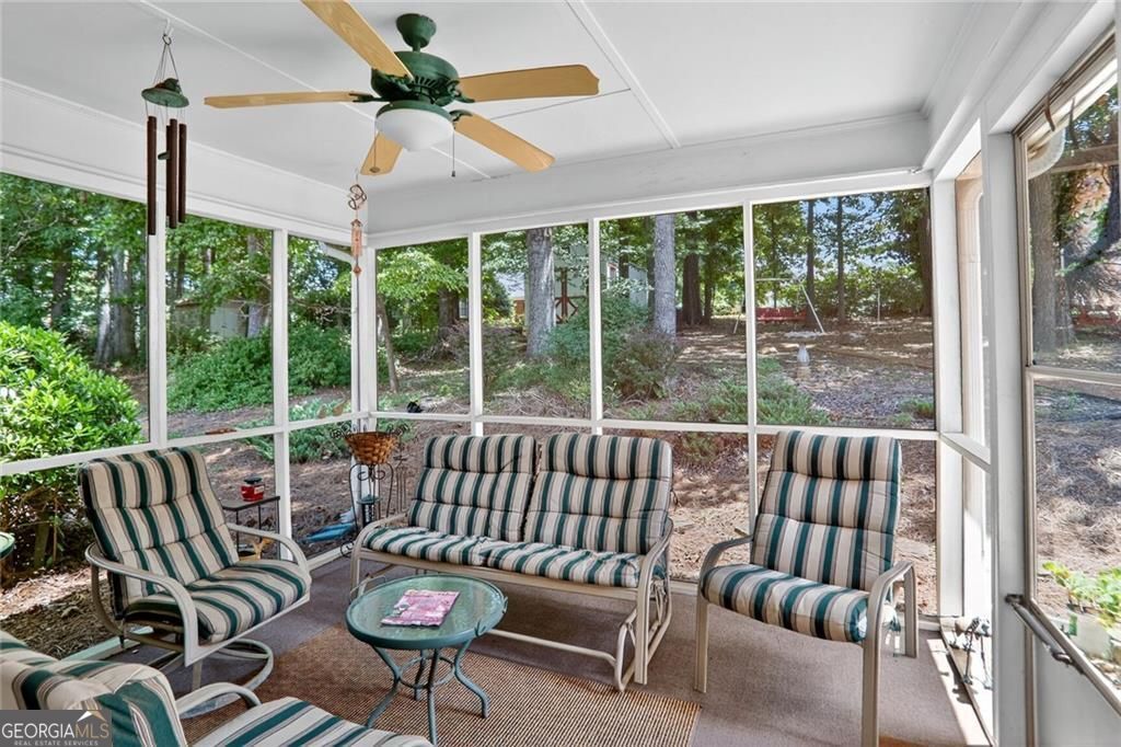 65 Rosewood CIR