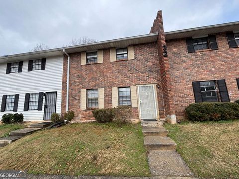 Photo of 6354 Shannon Parkway #32C, Union City, GA 30291 (MLS # 10674638)