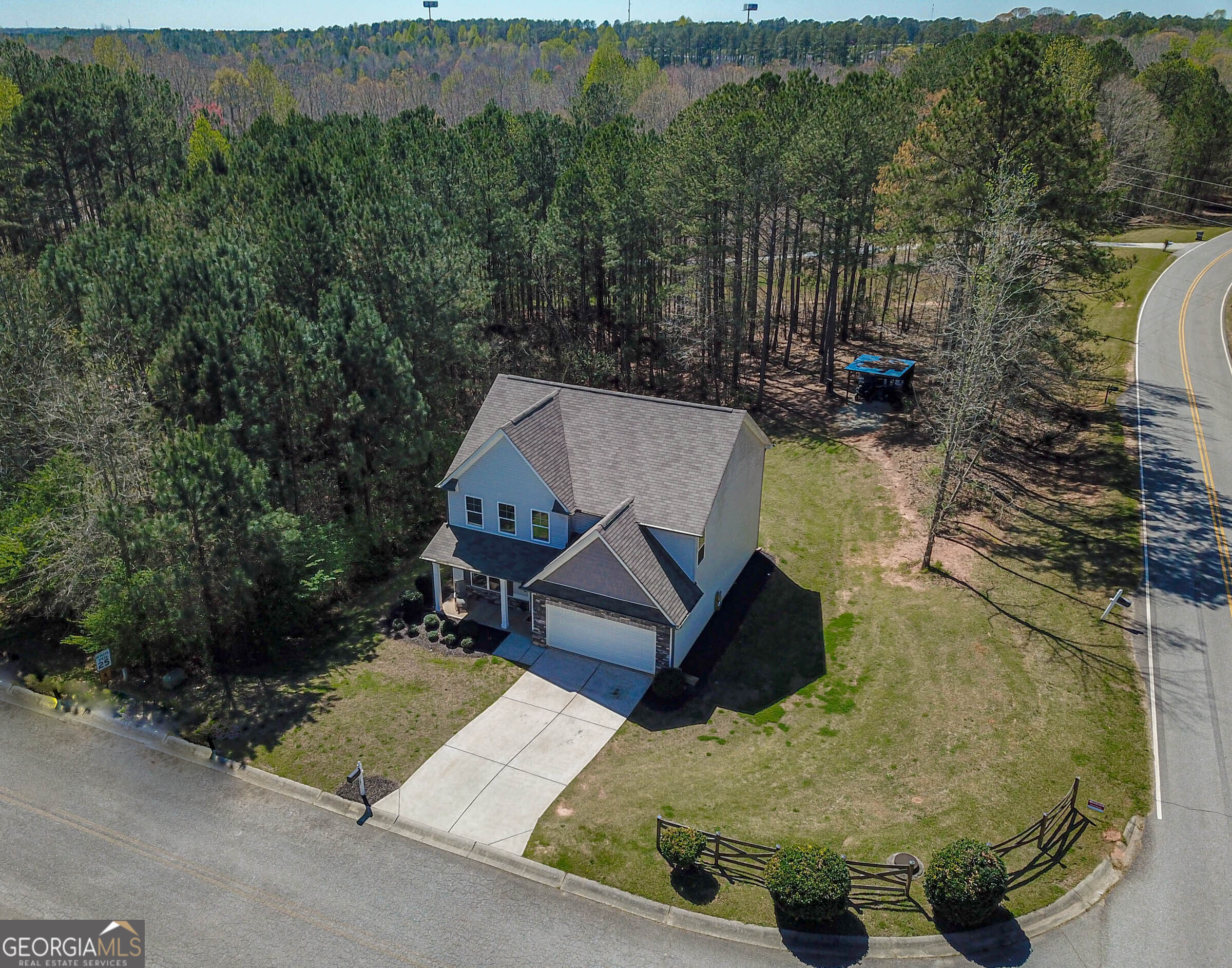 101 Greenfield LN