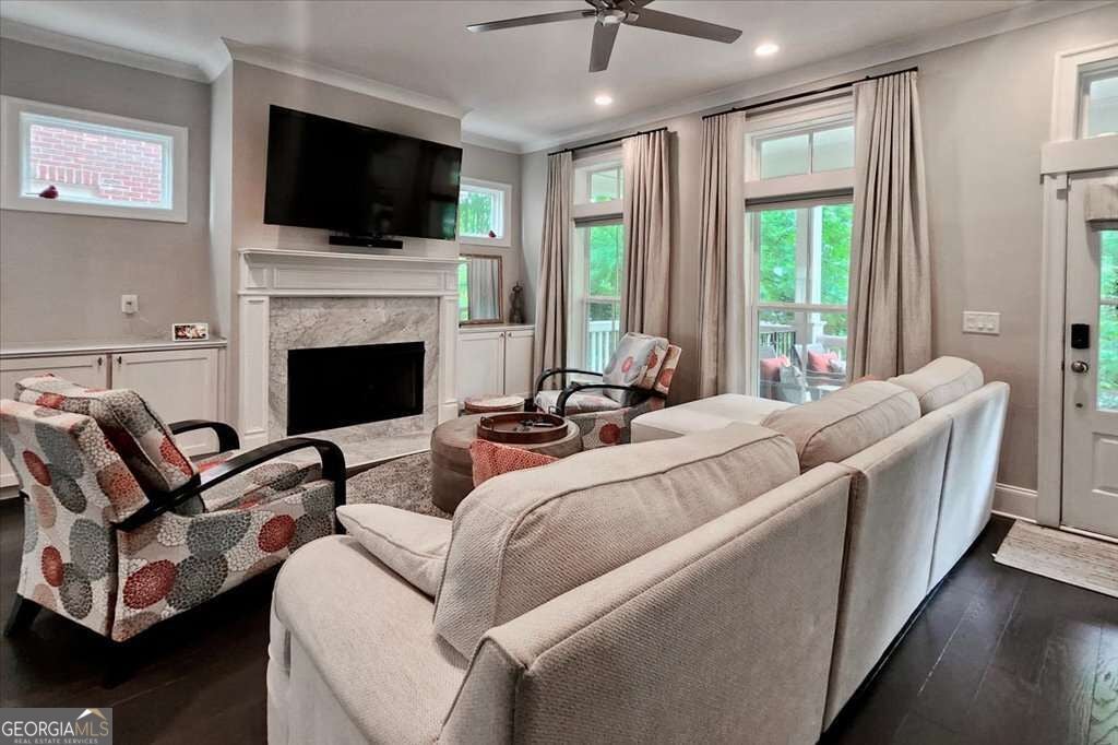 623 Brennan DR