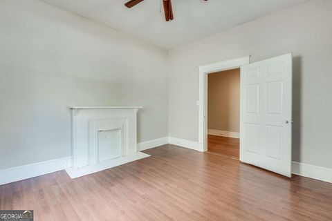 Photo of 1330 Allene Avenue SW, Atlanta, GA 30310 (MLS # 10695273)