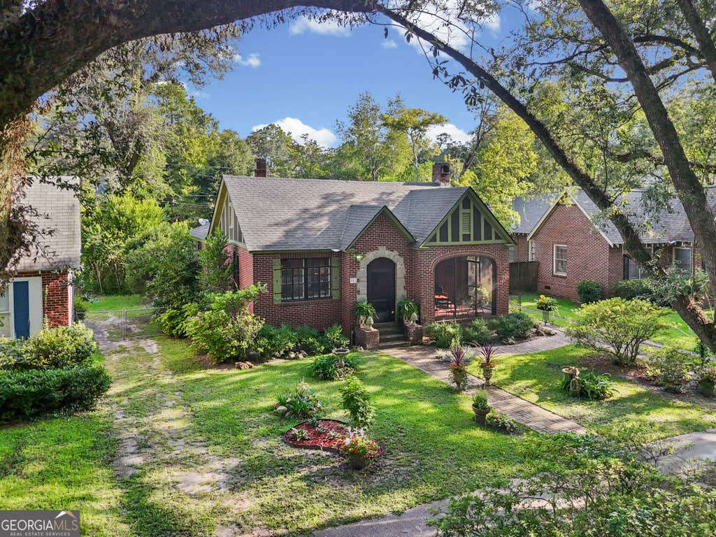 Photo of 903 W 2nd Avenue, Albany, GA 31701 (MLS # 10829877)