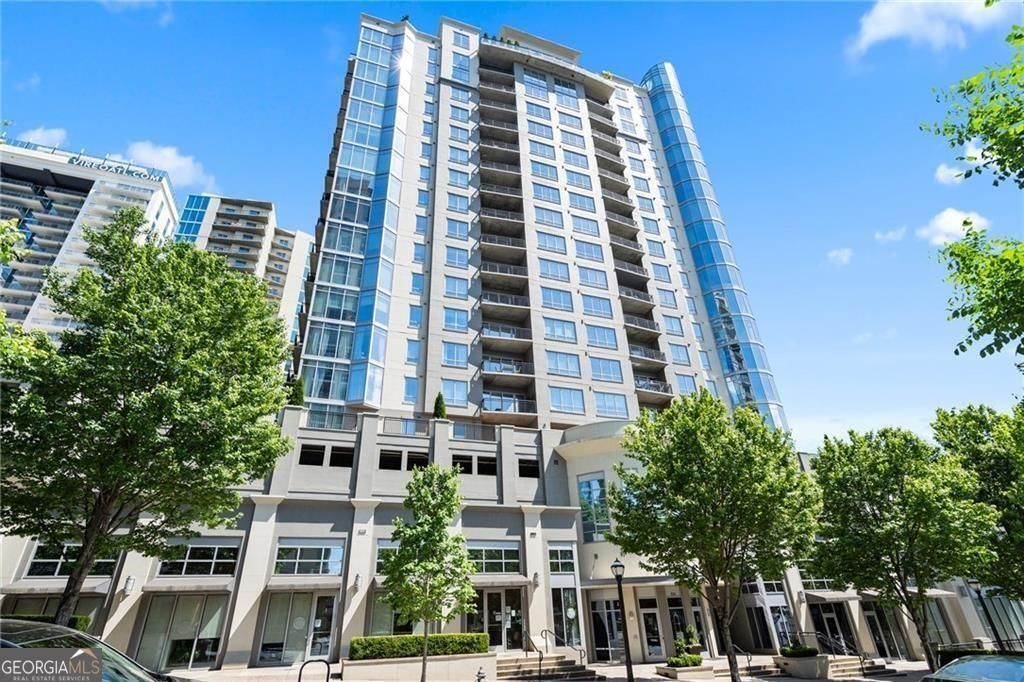 Photo of 222 12th Street NE #1901, Atlanta, GA 30309 (MLS # 10753030)