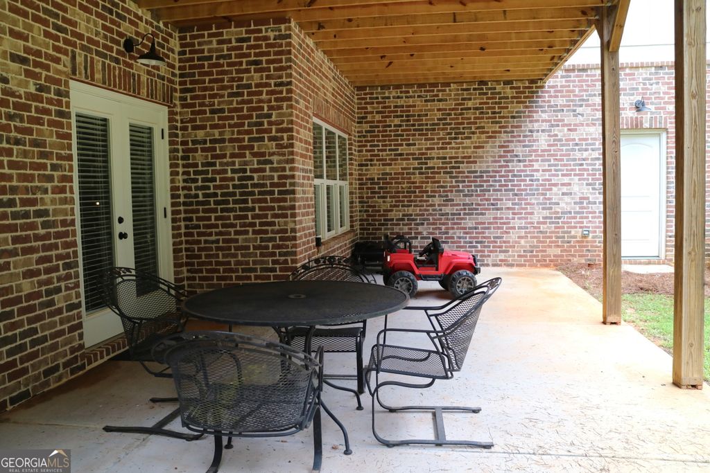 listing image 50