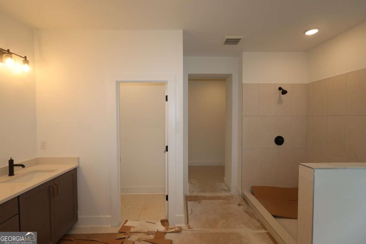4555 Beechnut CIR