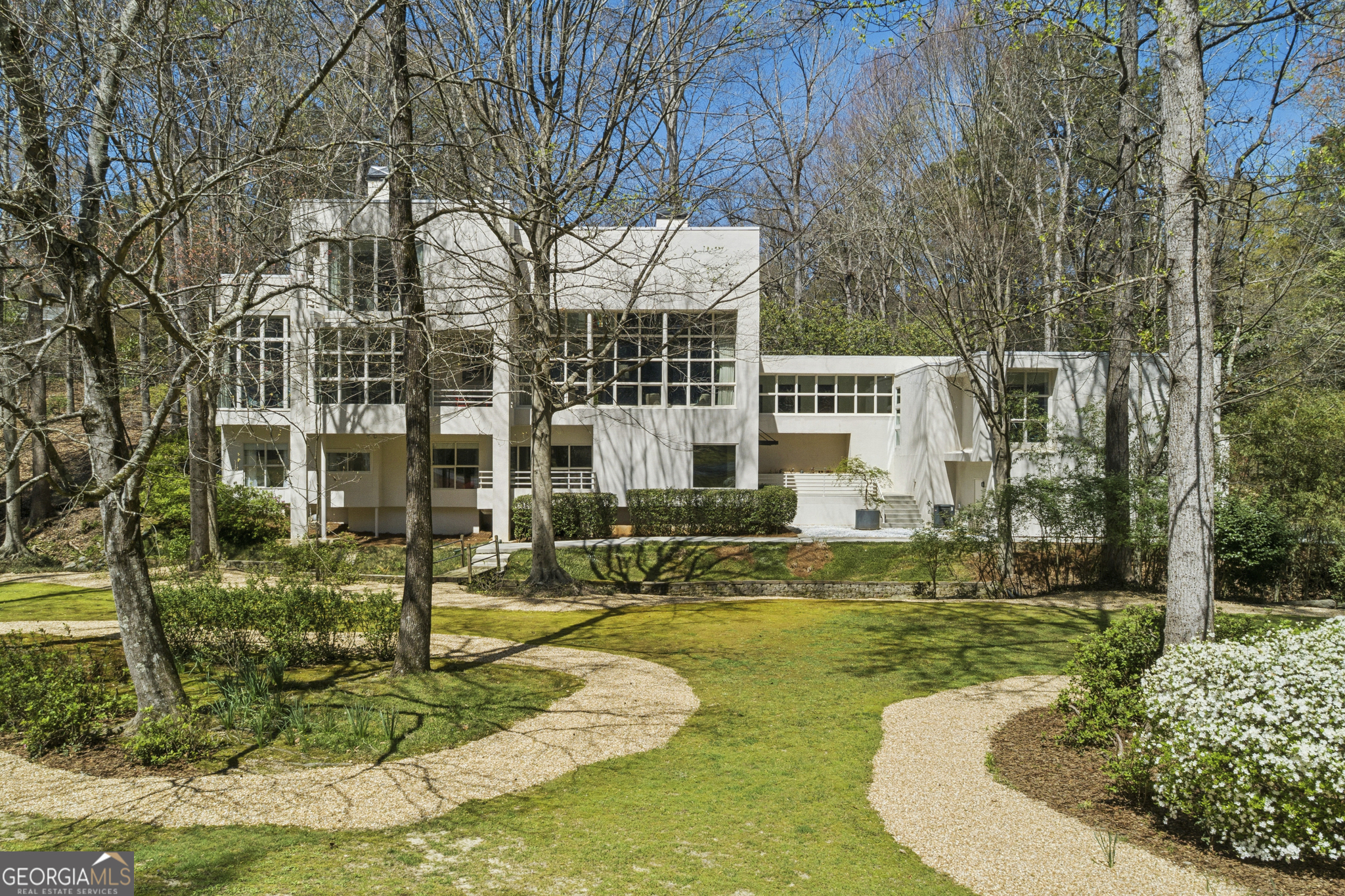 4406 N Elizabeth LN SE