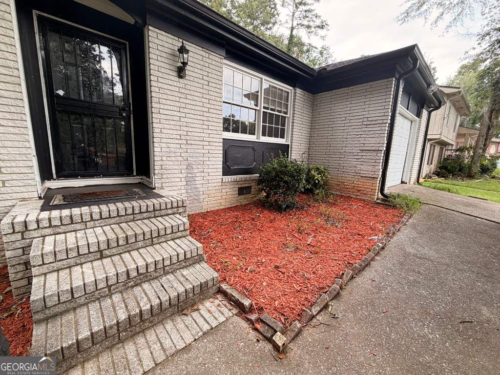 Photo of 6451 Valley Dale Drive, Riverdale, GA 30274 (MLS # 10824578)