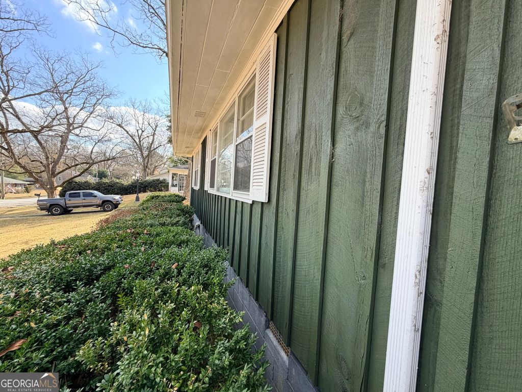 Photo of 1104 NW Park Circle, Conyers, GA 30012 (MLS # 10664622)