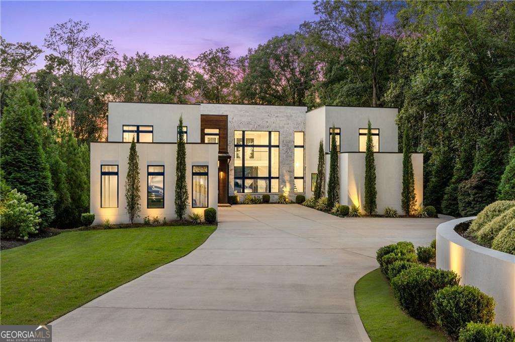 Photo of 1105 Moores Mill Road NW, Atlanta, GA 30327 (MLS # 10754232)