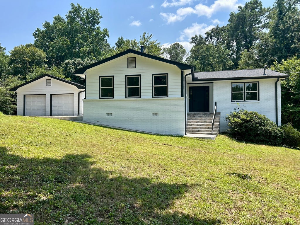 Photo of 1620 Colonial South Drive SW, Conyers, GA 30094 (MLS # 10816886)