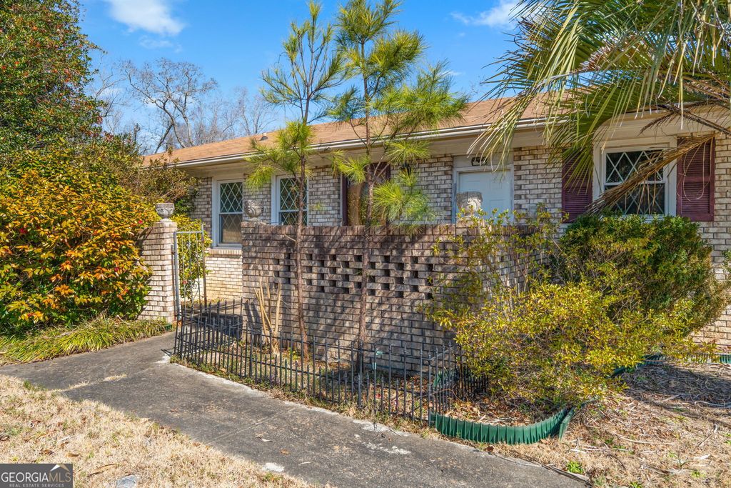 Photo of 1012 Briarcliff Road, Warner Robins, GA 31088 (MLS # 10699442)