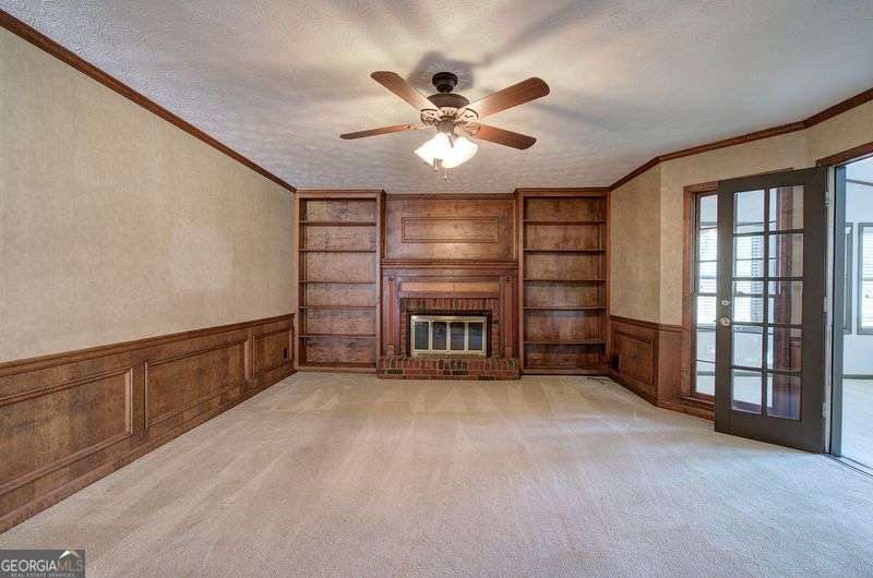 Spring Ridge - Residential