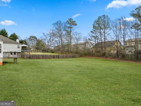 A home in Dacula