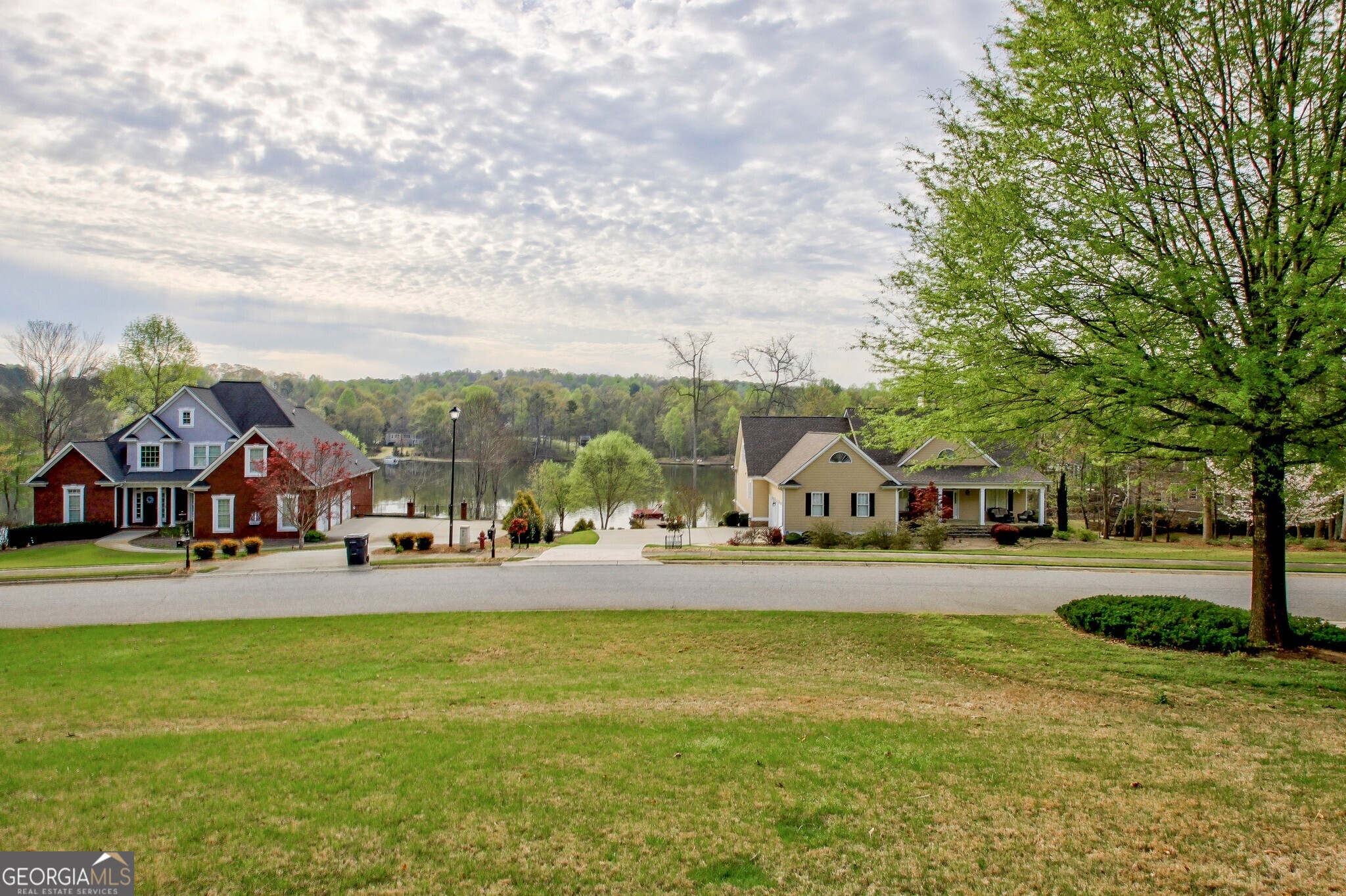 Lake Redwine - Residential
