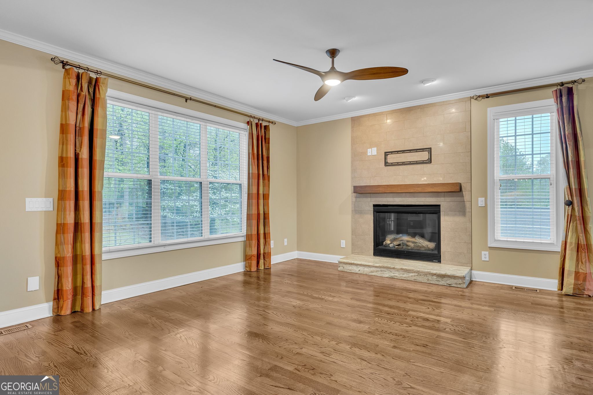 Lake Redwine - Residential