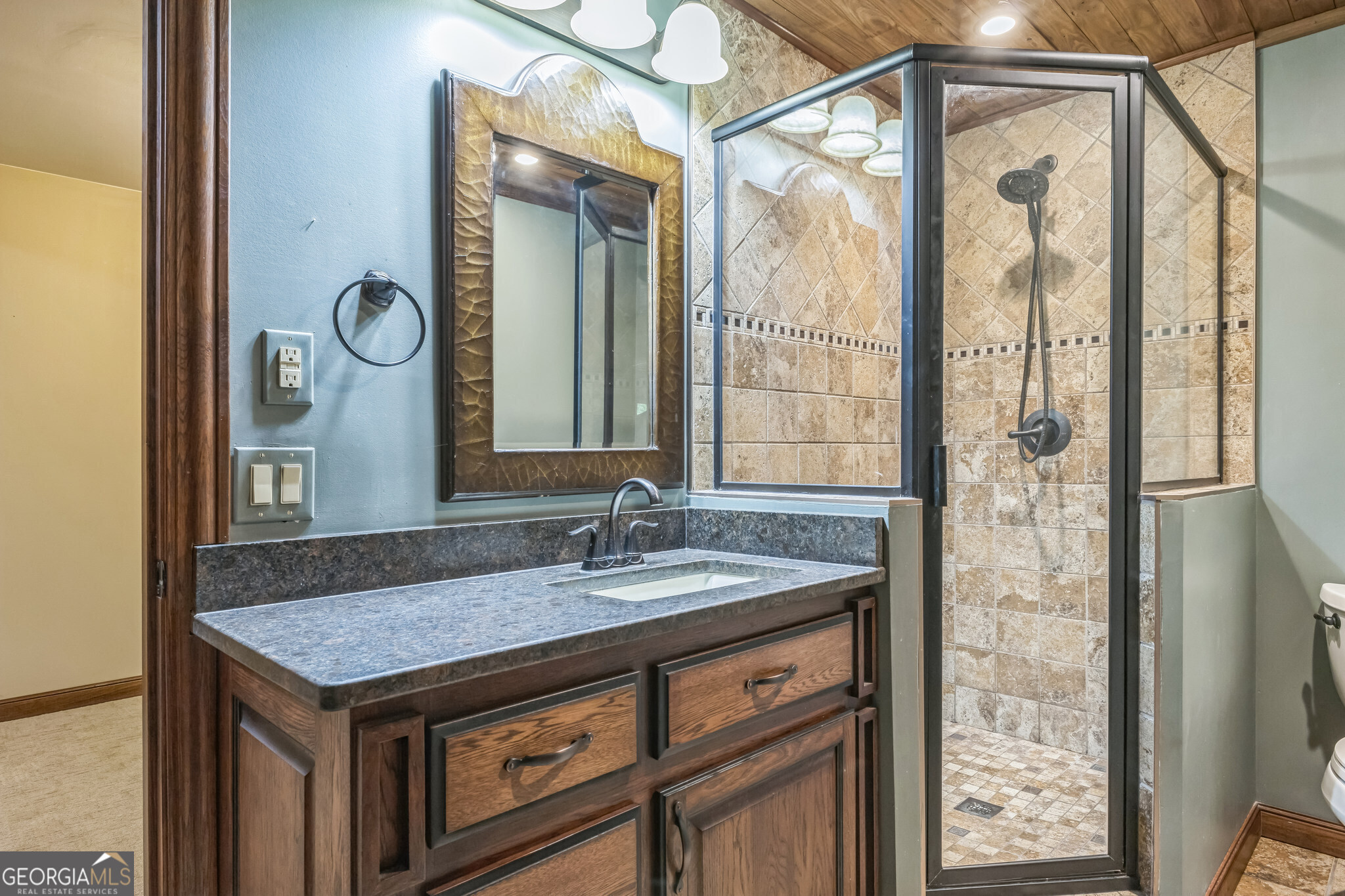 Lake Redwine - Residential