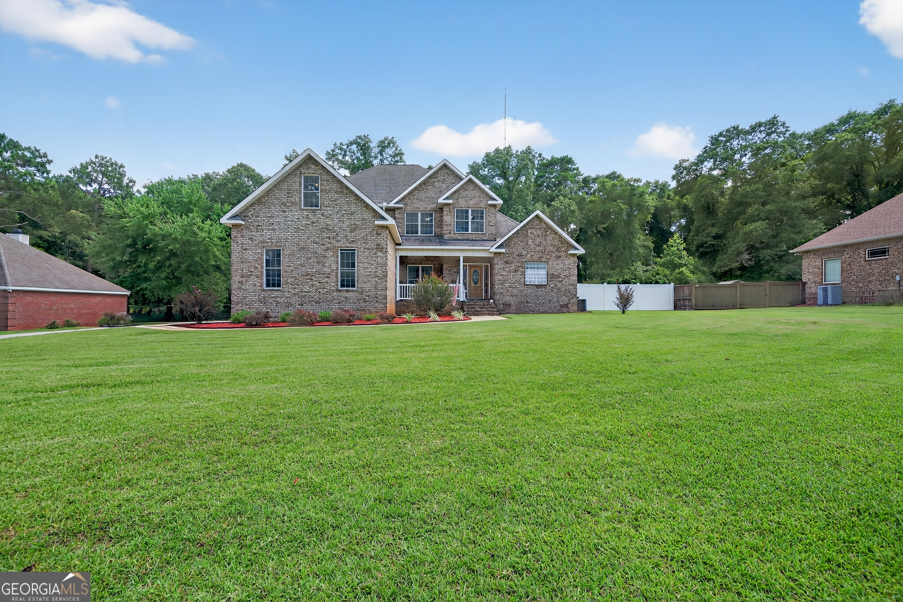 214 Brentwood DR