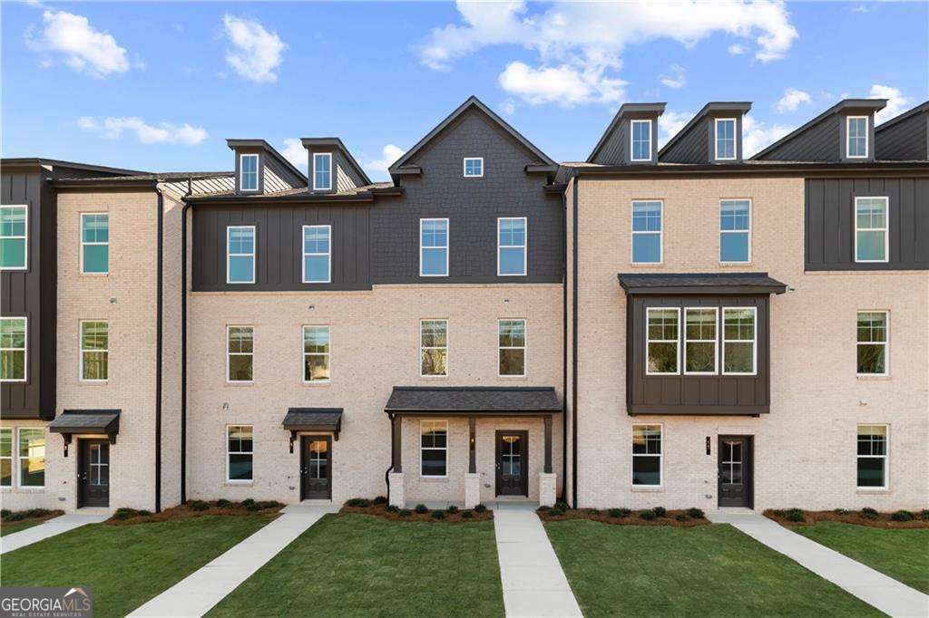 105 Daybreak LN