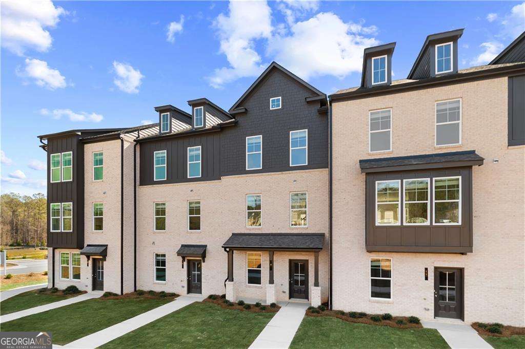 105 Daybreak LN
