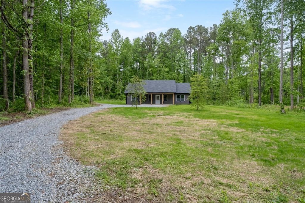 Photo of 65 Bay Ct, Ellijay, GA 30540 (MLS # 10758086)