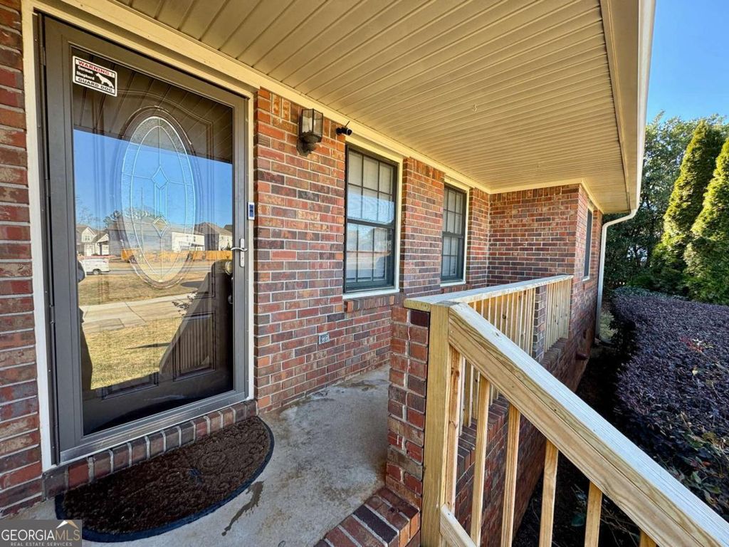 Photo of 30 NE Shallowford Road NE, Kennesaw, GA 30144 (MLS # 10660530)