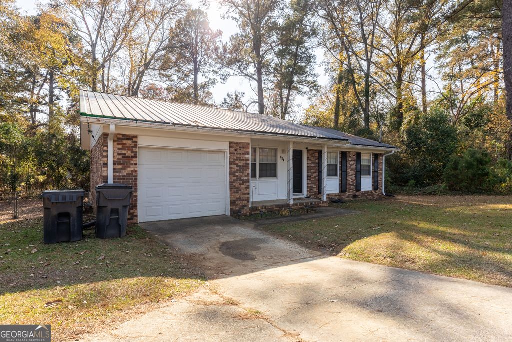 Photo of 144 49 W Highway, Milledgeville, GA 31061 (MLS # 10687182)