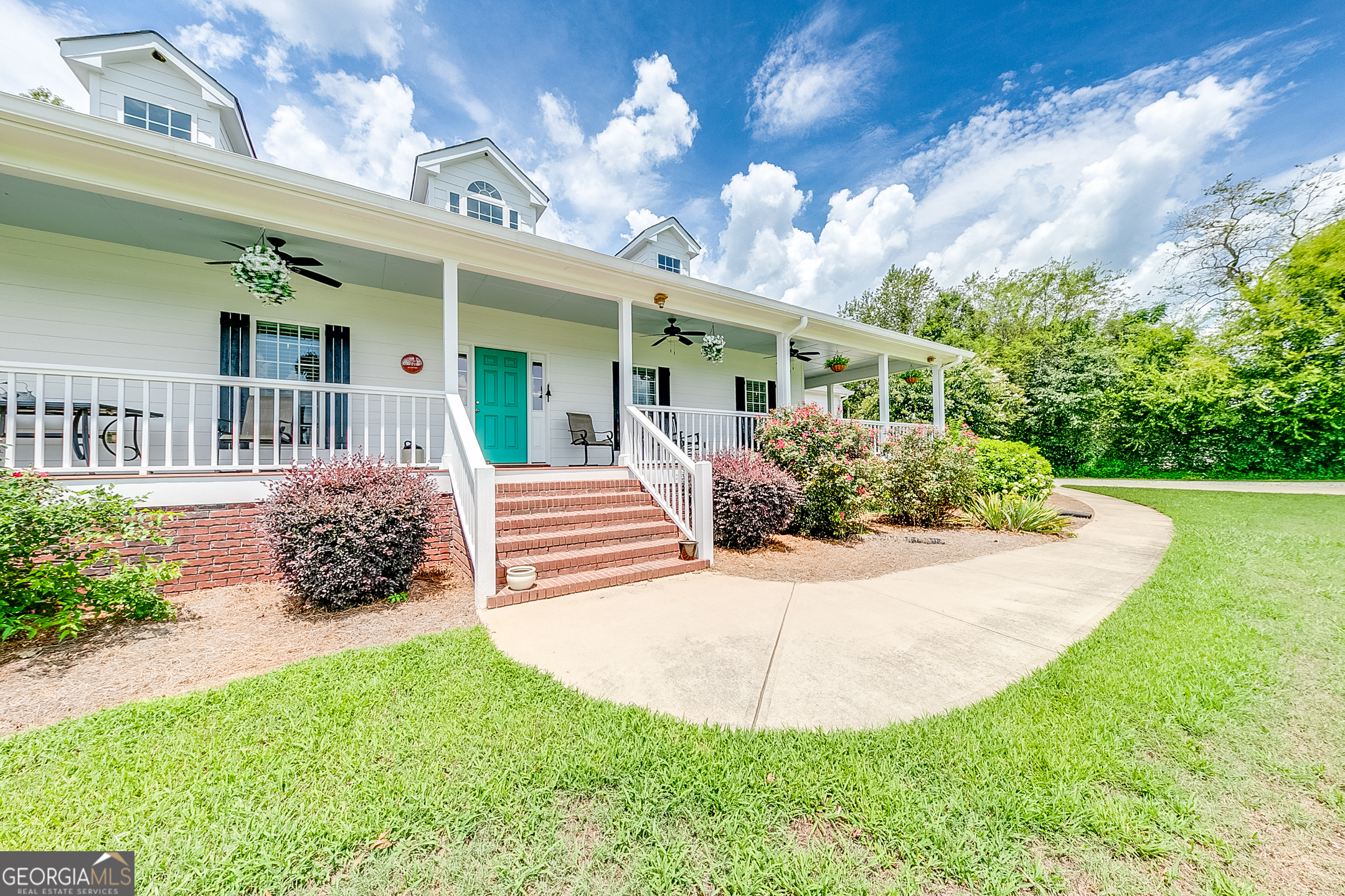 885 Brooks RD