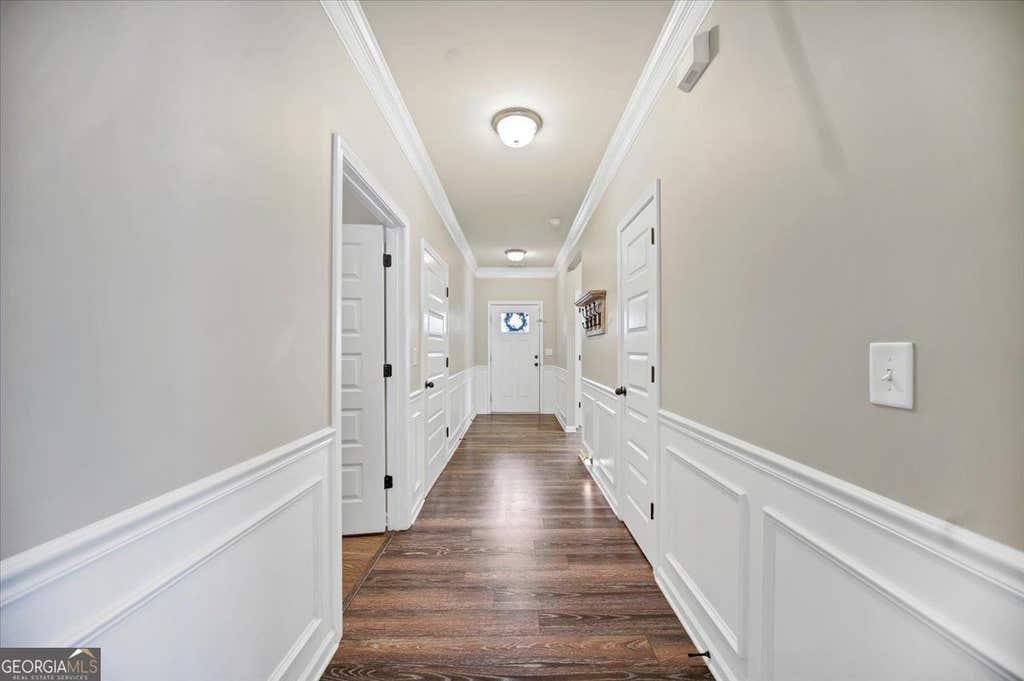 Photo of 221 Woodford Drive, Canton, GA 30115 (MLS # 10829690)