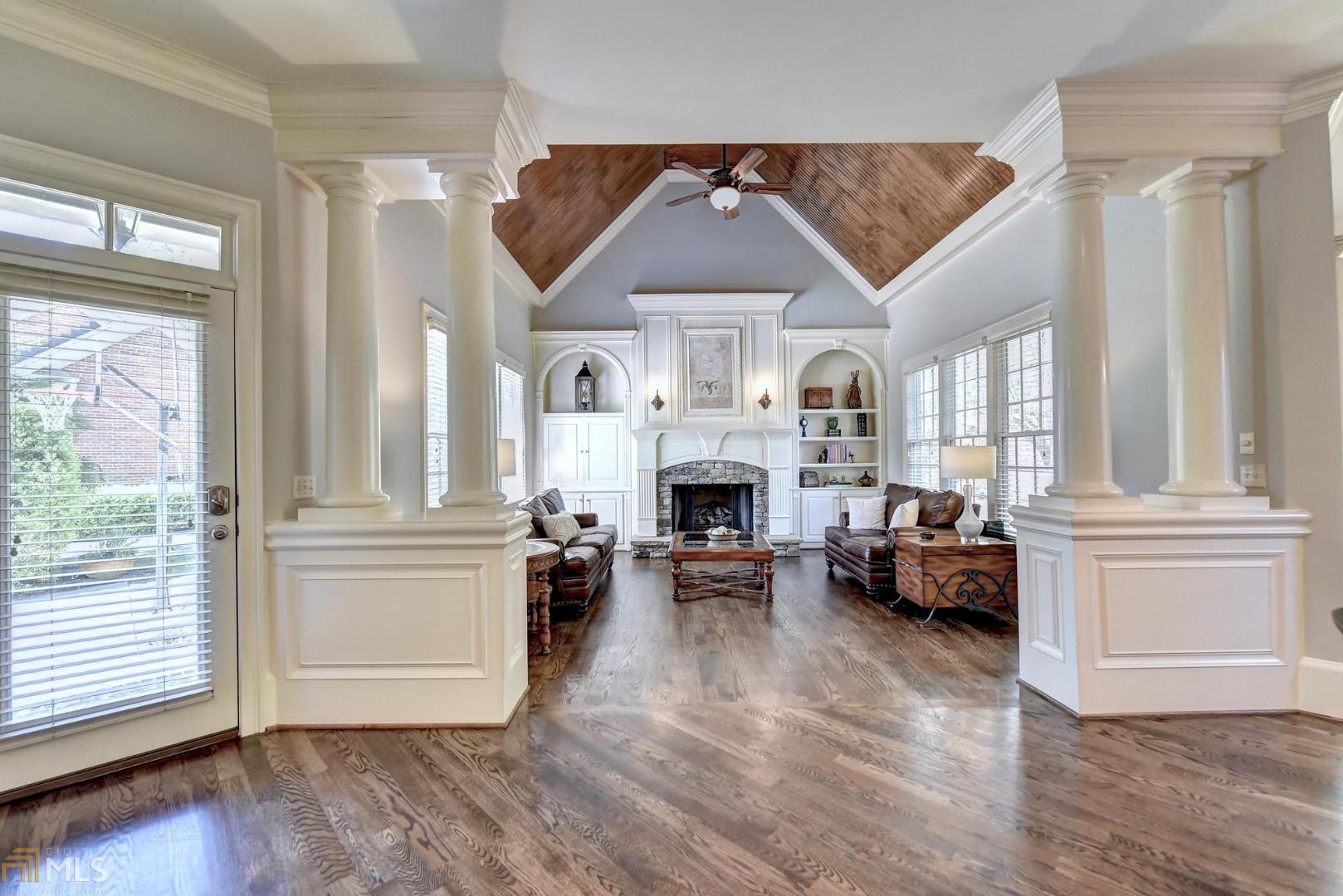 Sugarloaf Country Club - Residential