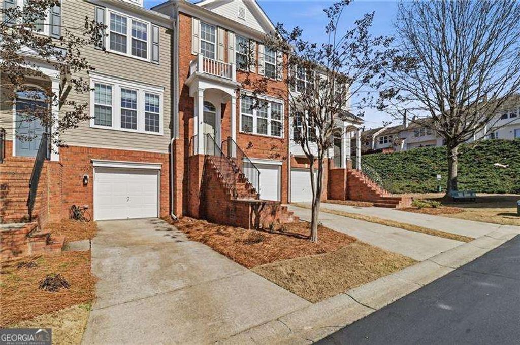Photo of 1344 Thornborough Drive, Alpharetta, GA 30004 (MLS # 10695884)