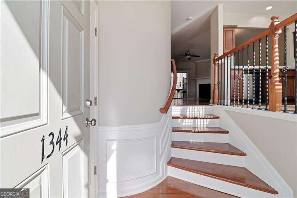 Photo of 1344 Thornborough Drive, Alpharetta, GA 30004 (MLS # 10695884)