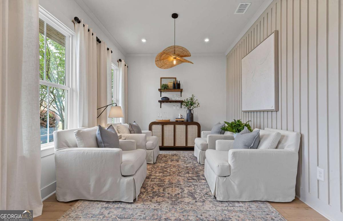 293 Lucas CT