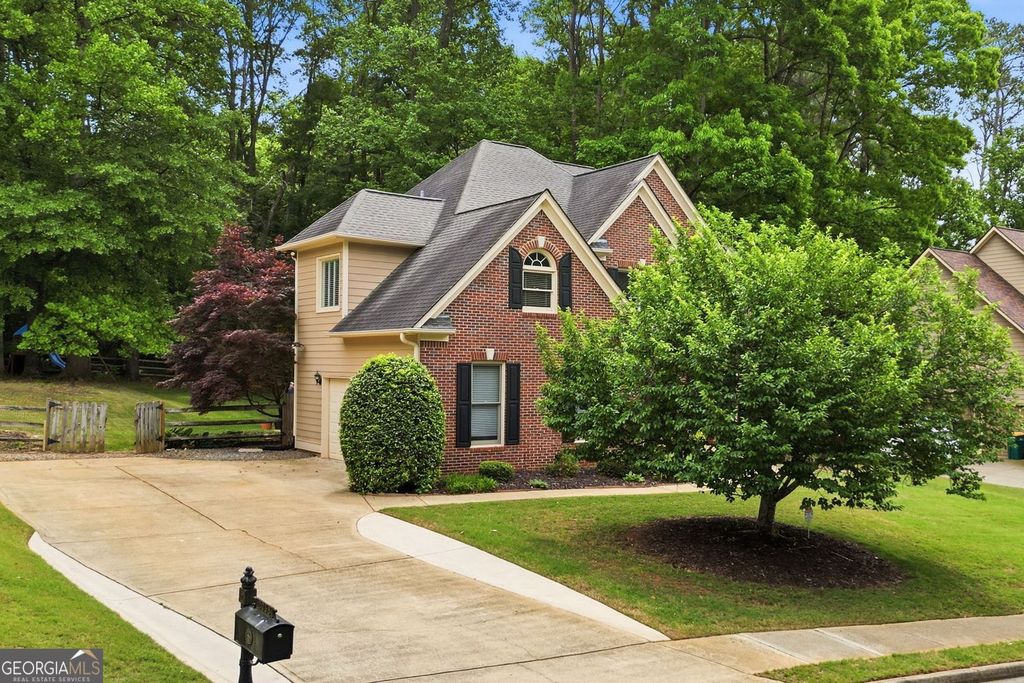 Photo of 2058 Woodside Park Drive, Woodstock, GA 30188 (MLS # 10757198)