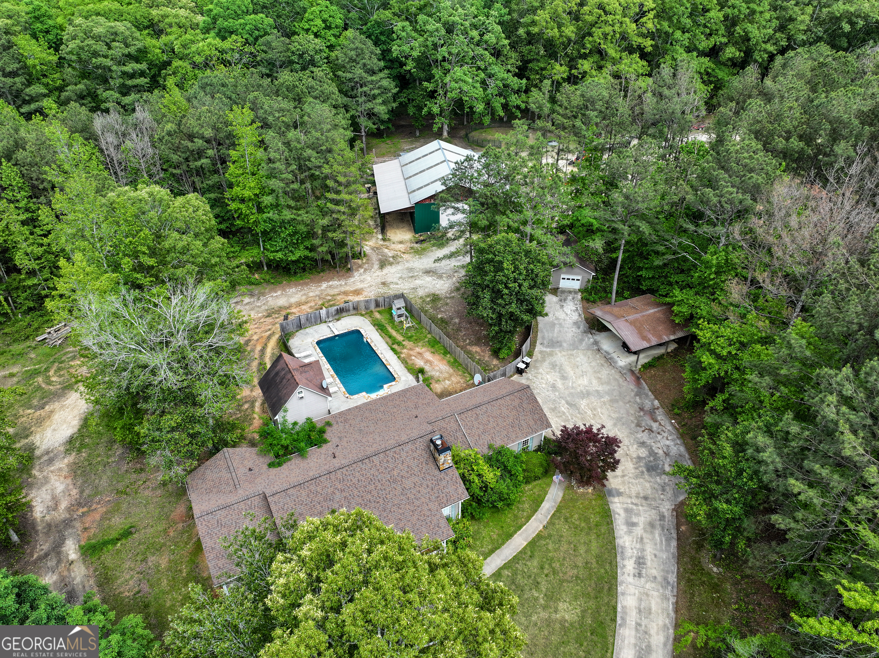 355 Meadowbrook LN