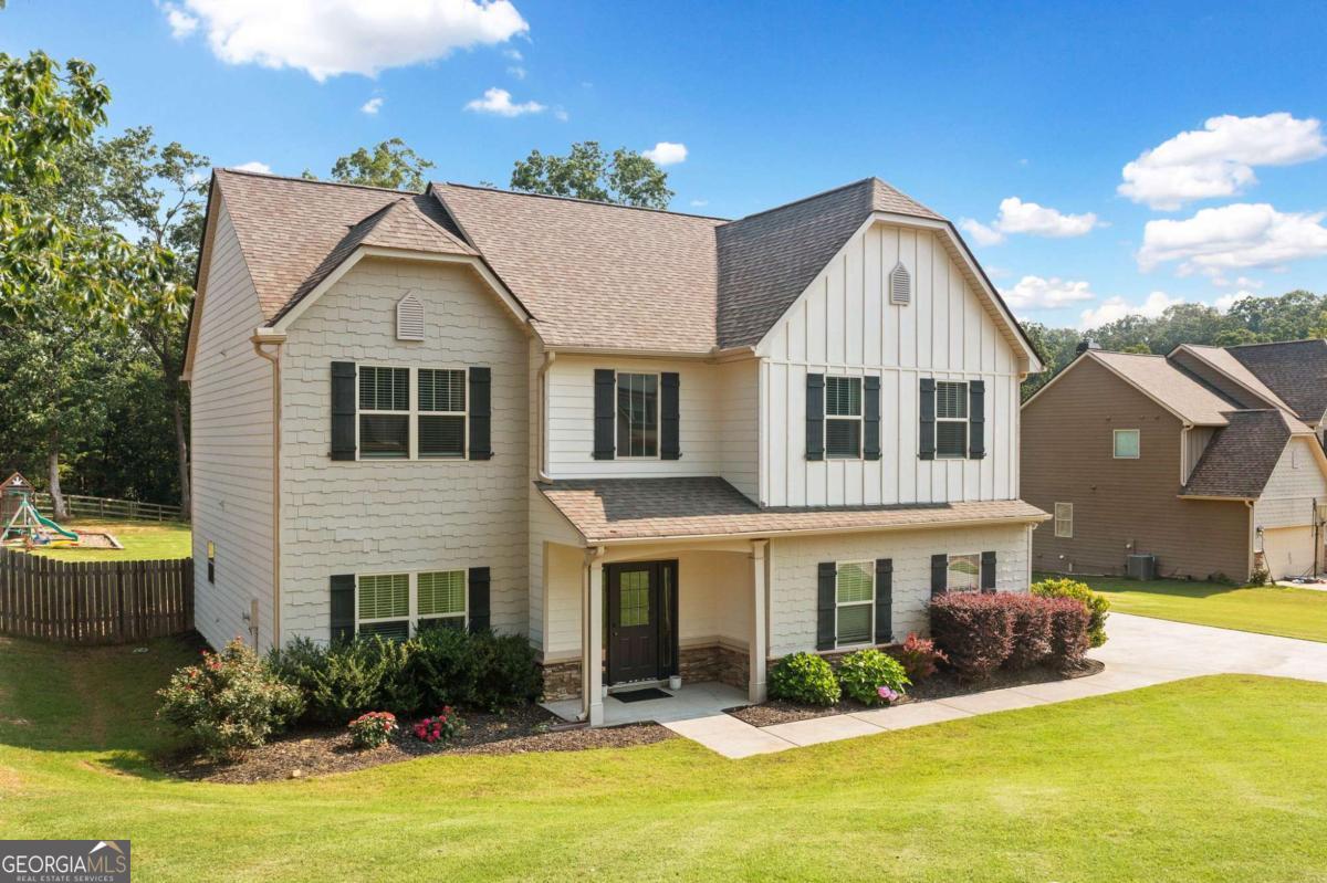 13 Four Feathers LN