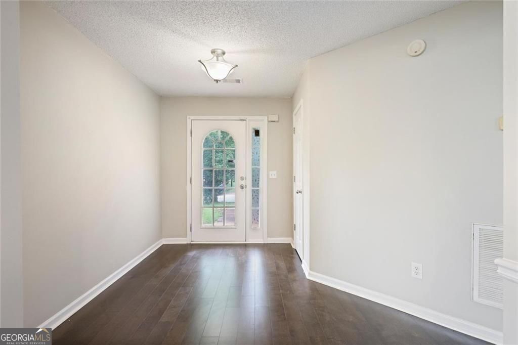 3009 Summer Breeze DR