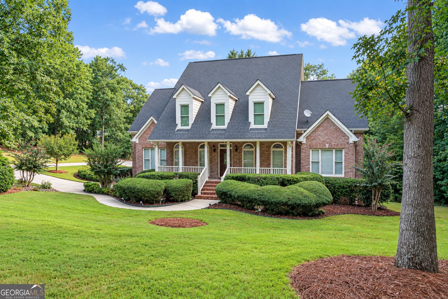 935 Woodland BRK