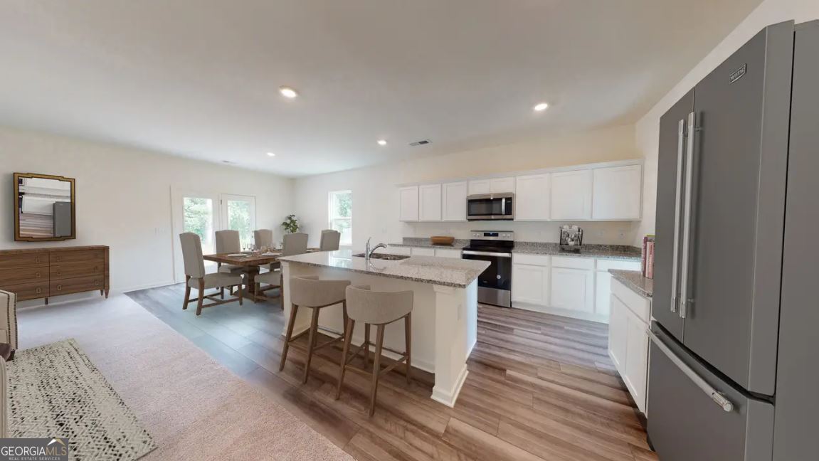 550 Corinth DR