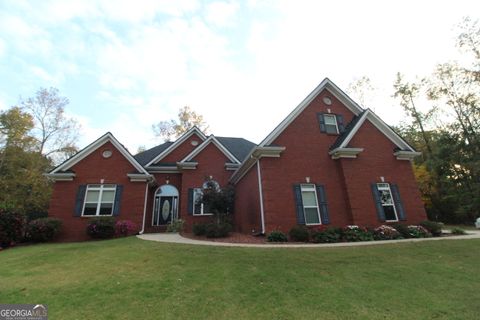 A home in Hoschton