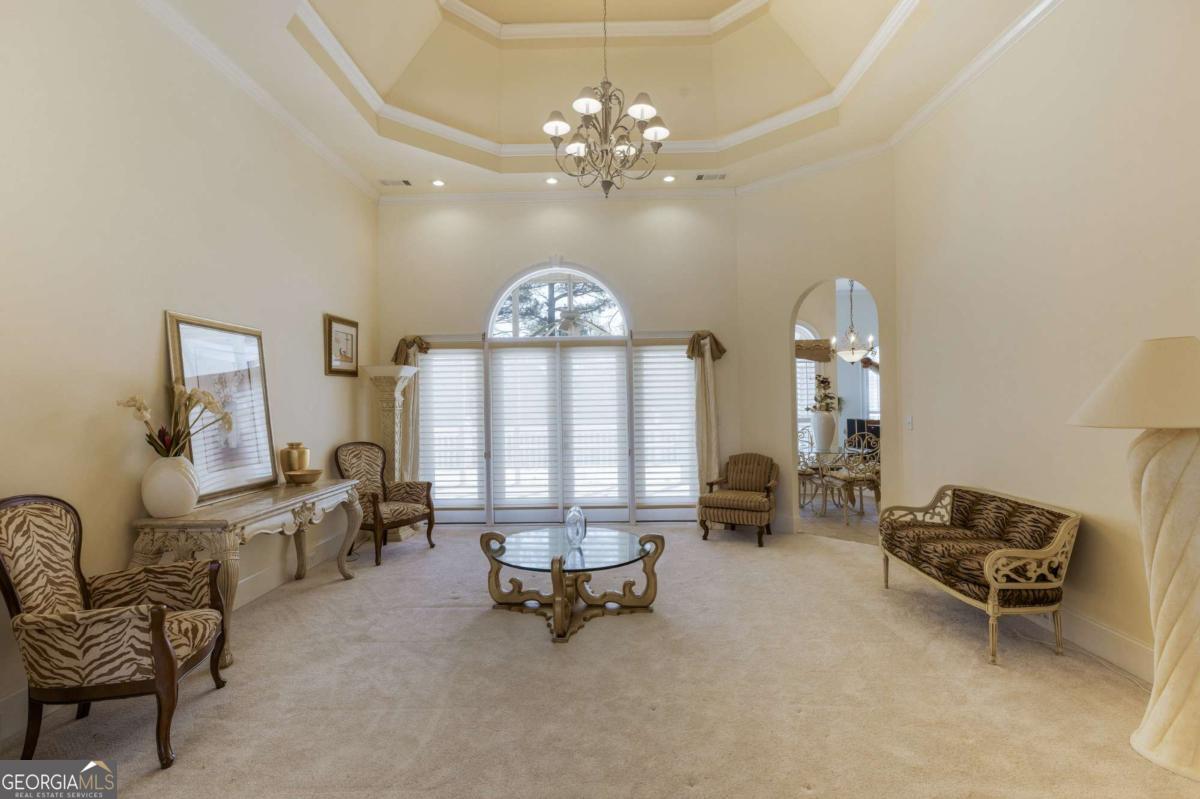 7249 Confederate LN