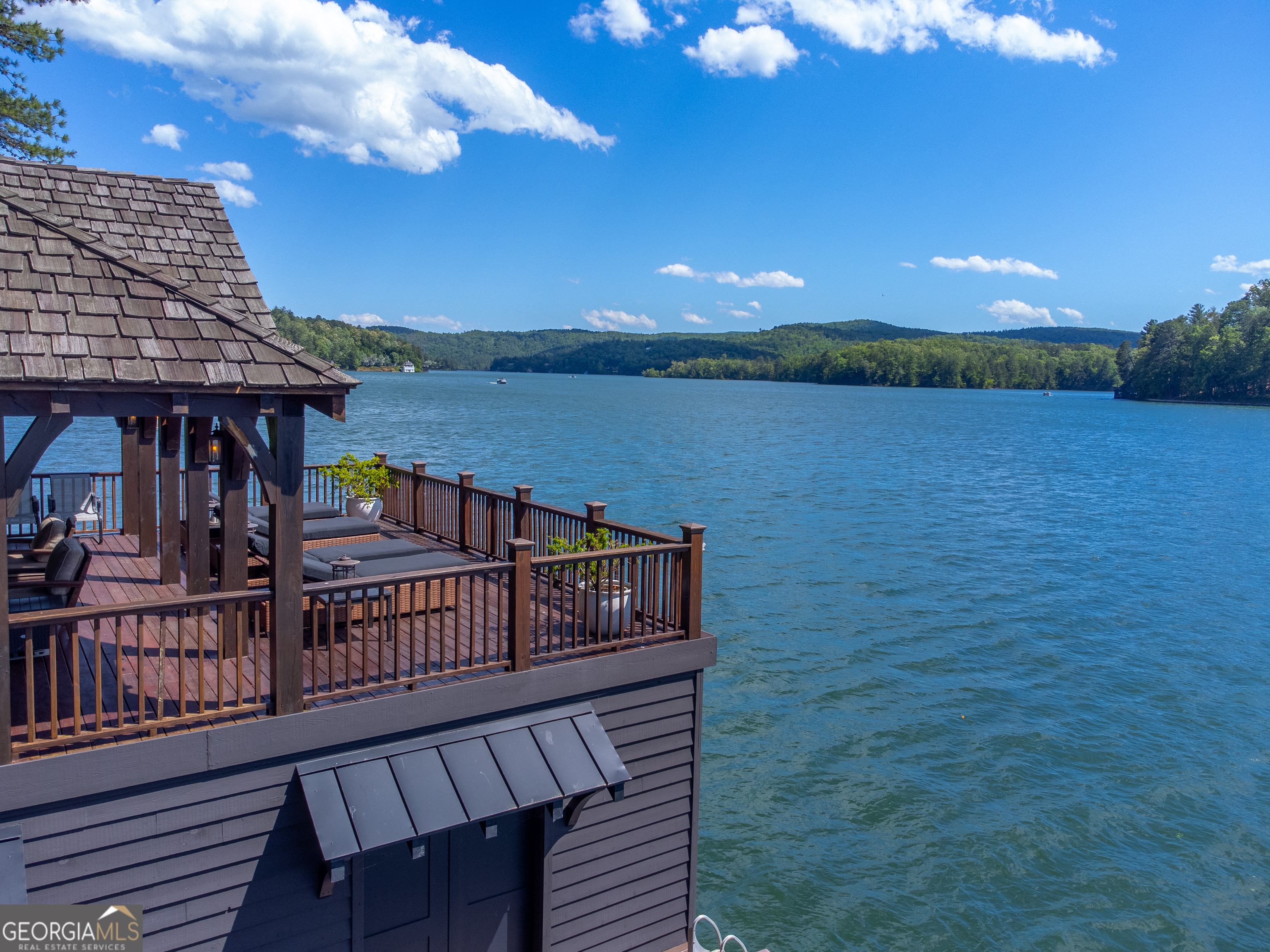 Lake Burton - Residential