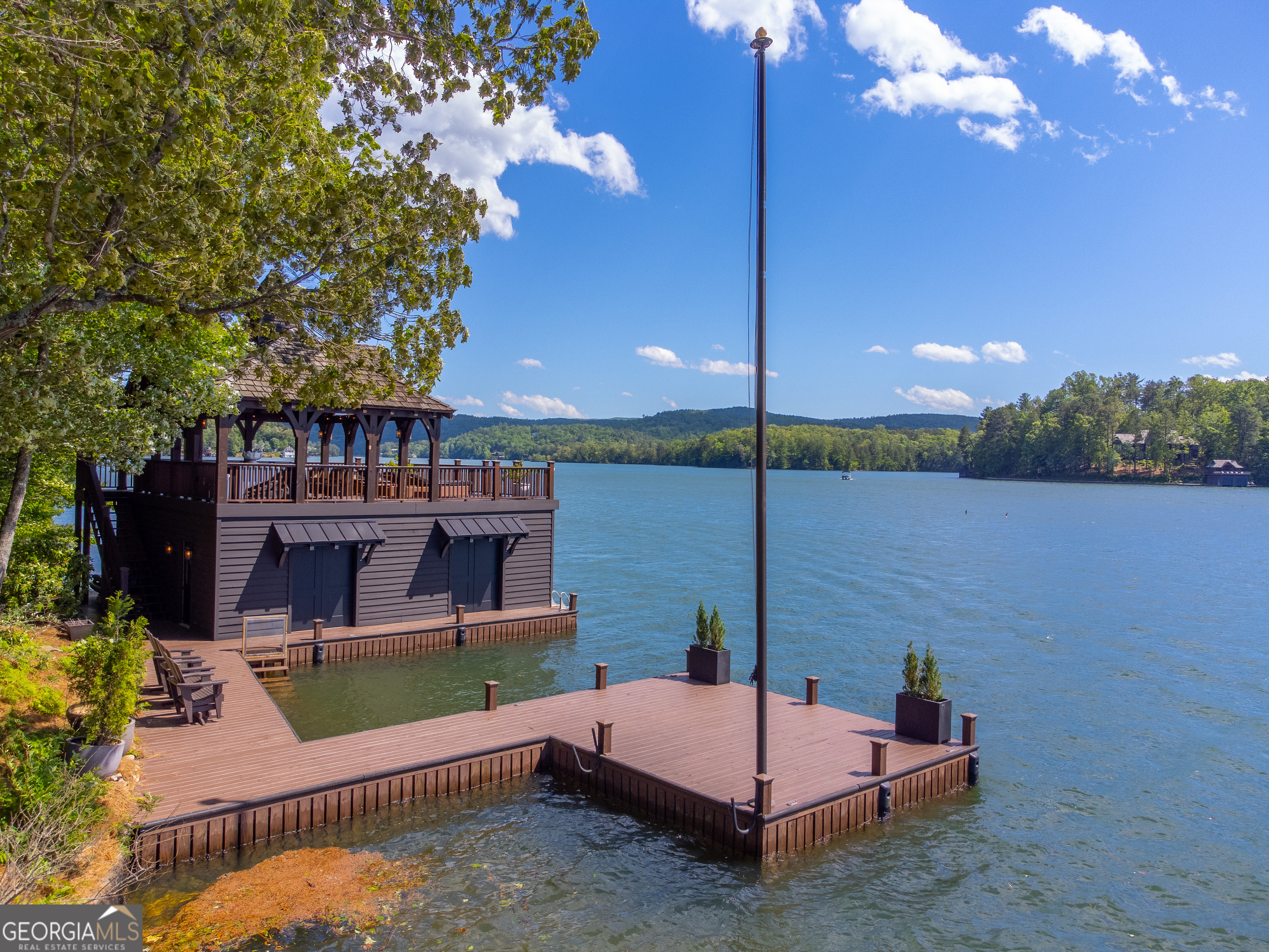 Lake Burton - Residential