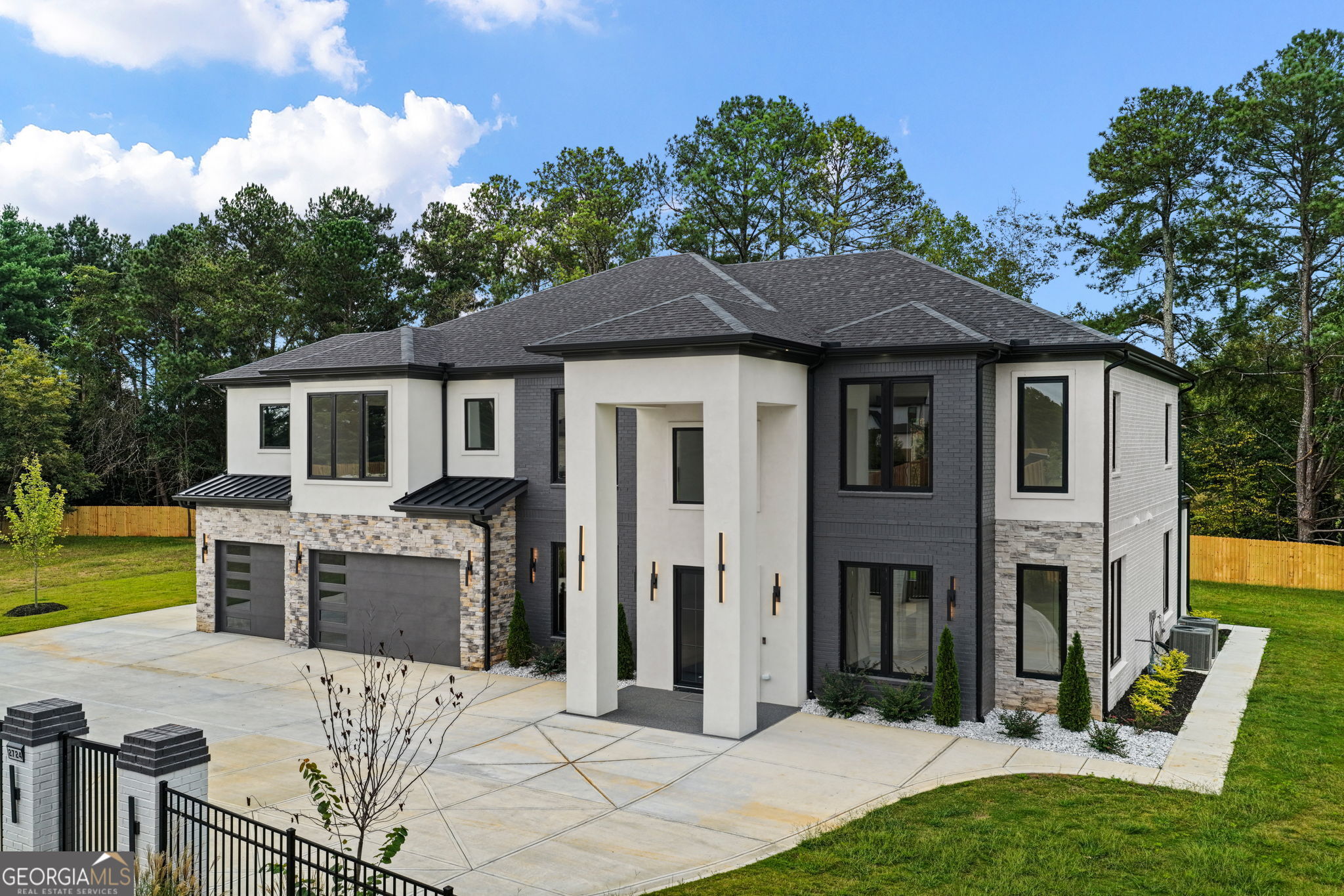 2724 Talley LN