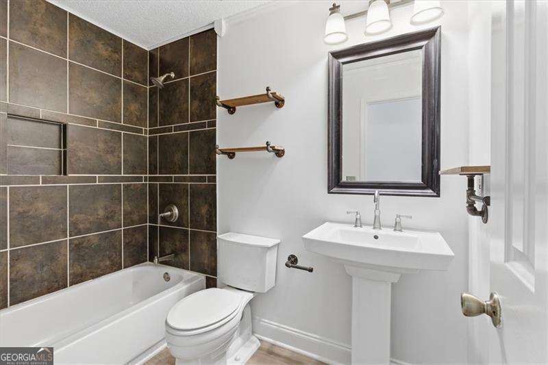 Hickory Station - Residential