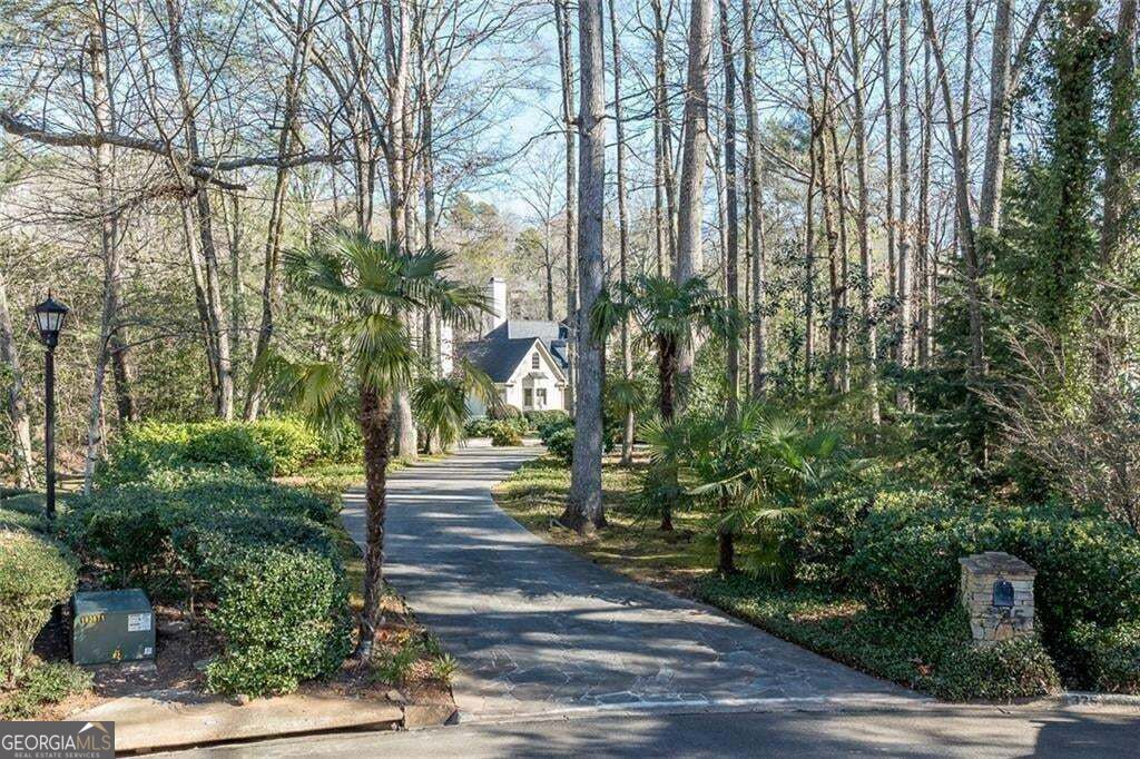 325 Riverhall CT
