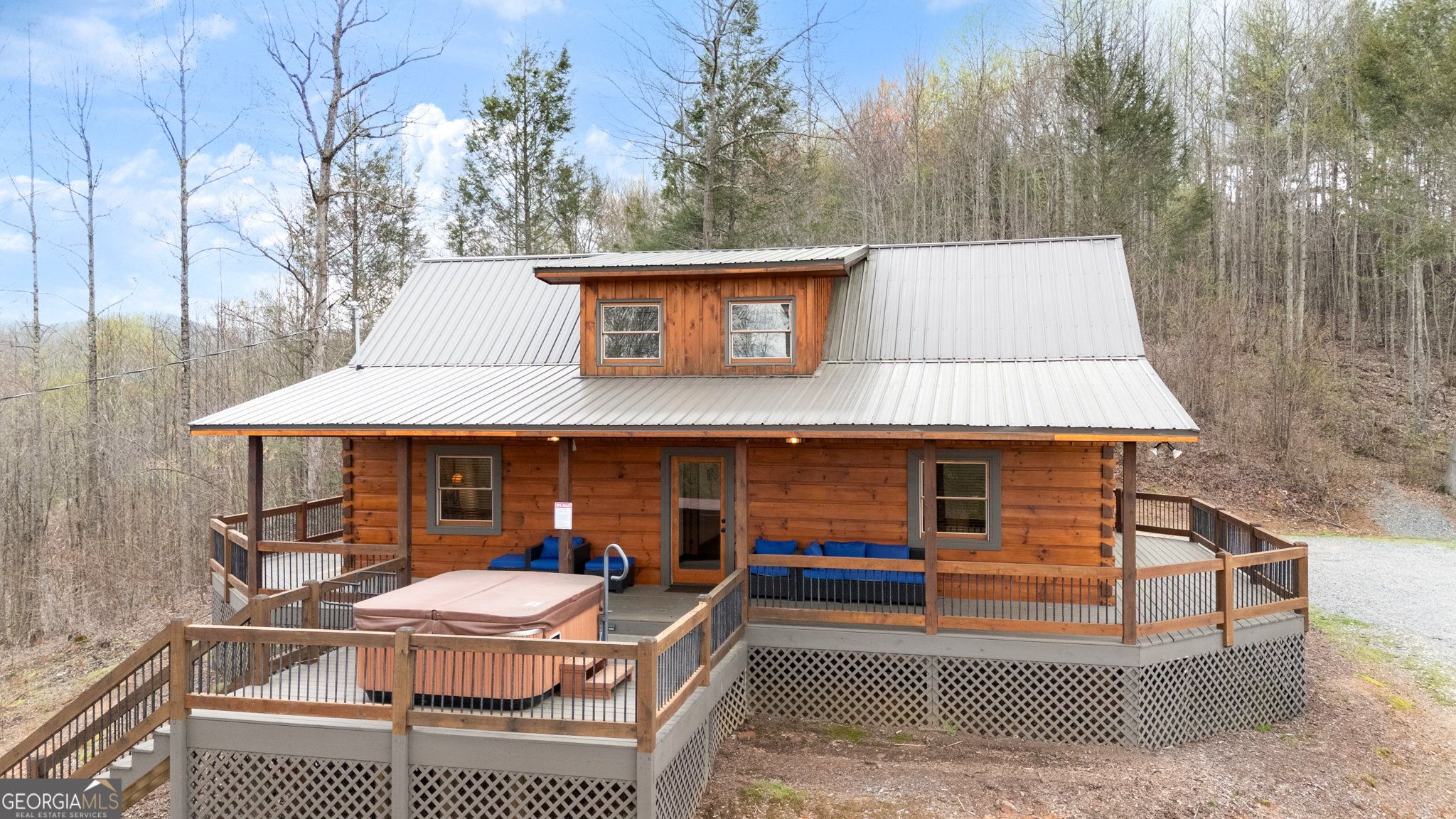 136 Pack Creek RD